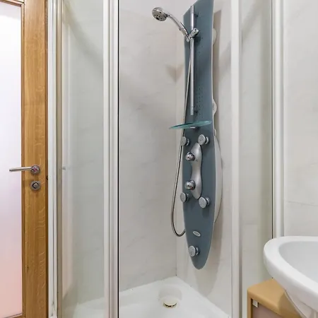 Split-luxury Znjan سبليت